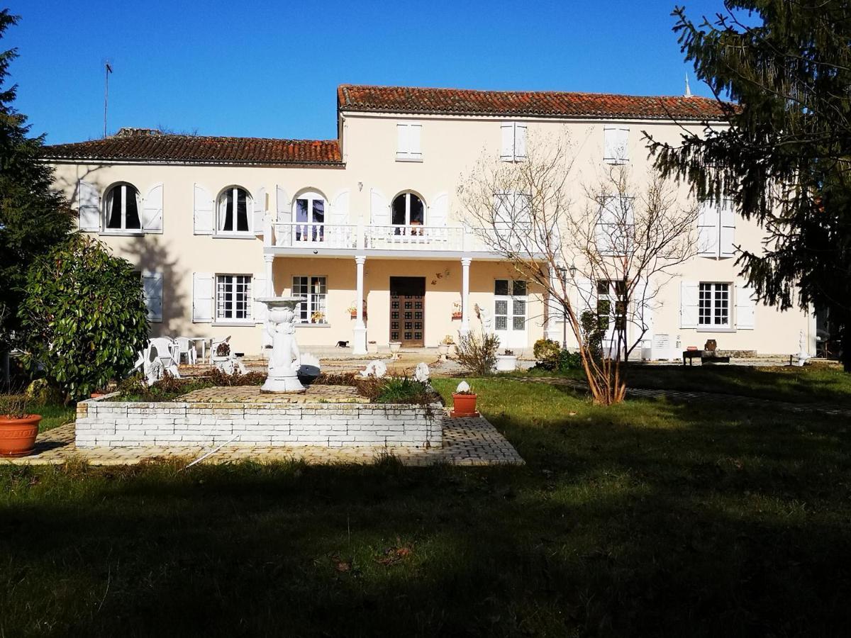לה רושפוקו Le Clos Des Cedres B&B מראה חיצוני תמונה