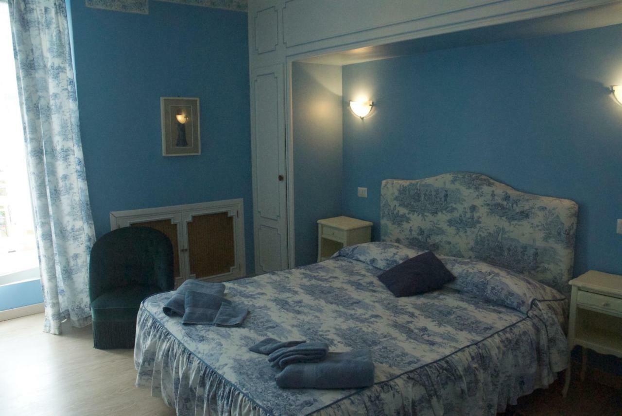 לה רושפוקו Le Clos Des Cedres B&B מראה חיצוני תמונה